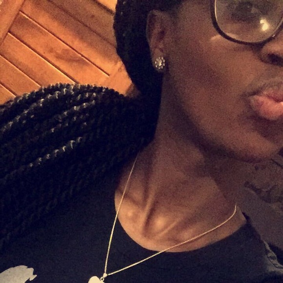 Meet your Posher, Aaliyah - Picture 5 of 5